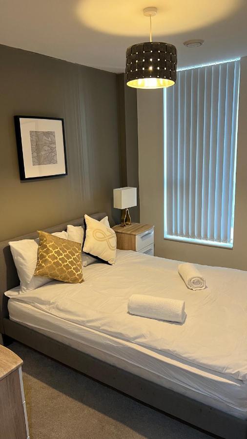 Stunning Manchester City Centre Apartment! Ideal For Small Groups Ngoại thất bức ảnh