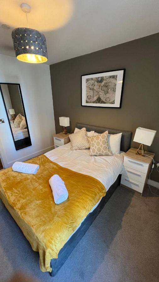 Stunning Manchester City Centre Apartment! Ideal For Small Groups Ngoại thất bức ảnh