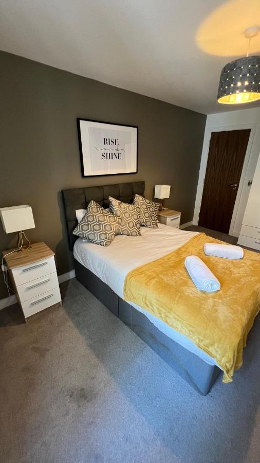 Stunning Manchester City Centre Apartment! Ideal For Small Groups Ngoại thất bức ảnh