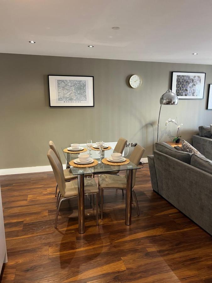 Stunning Manchester City Centre Apartment! Ideal For Small Groups Ngoại thất bức ảnh