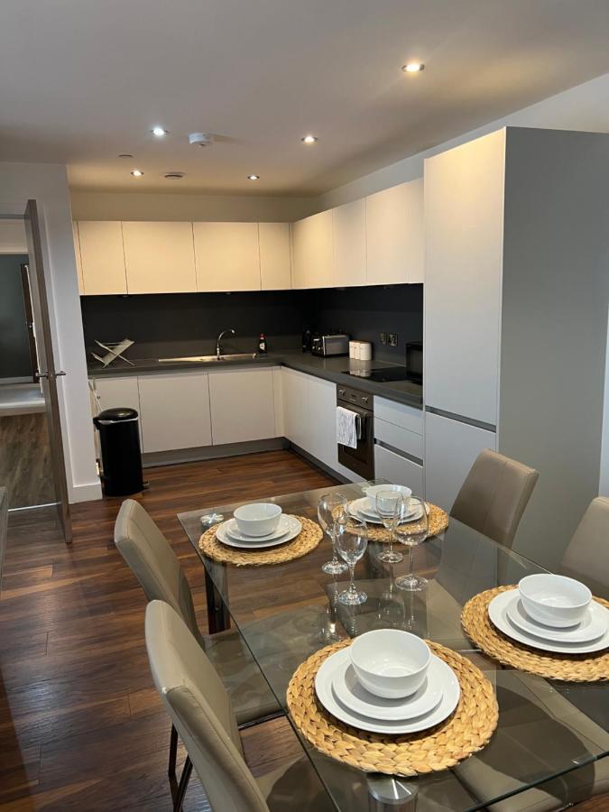 Stunning Manchester City Centre Apartment! Ideal For Small Groups Ngoại thất bức ảnh