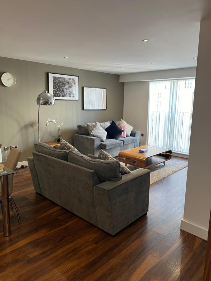 Stunning Manchester City Centre Apartment! Ideal For Small Groups Ngoại thất bức ảnh