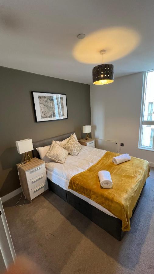 Stunning Manchester City Centre Apartment! Ideal For Small Groups Ngoại thất bức ảnh